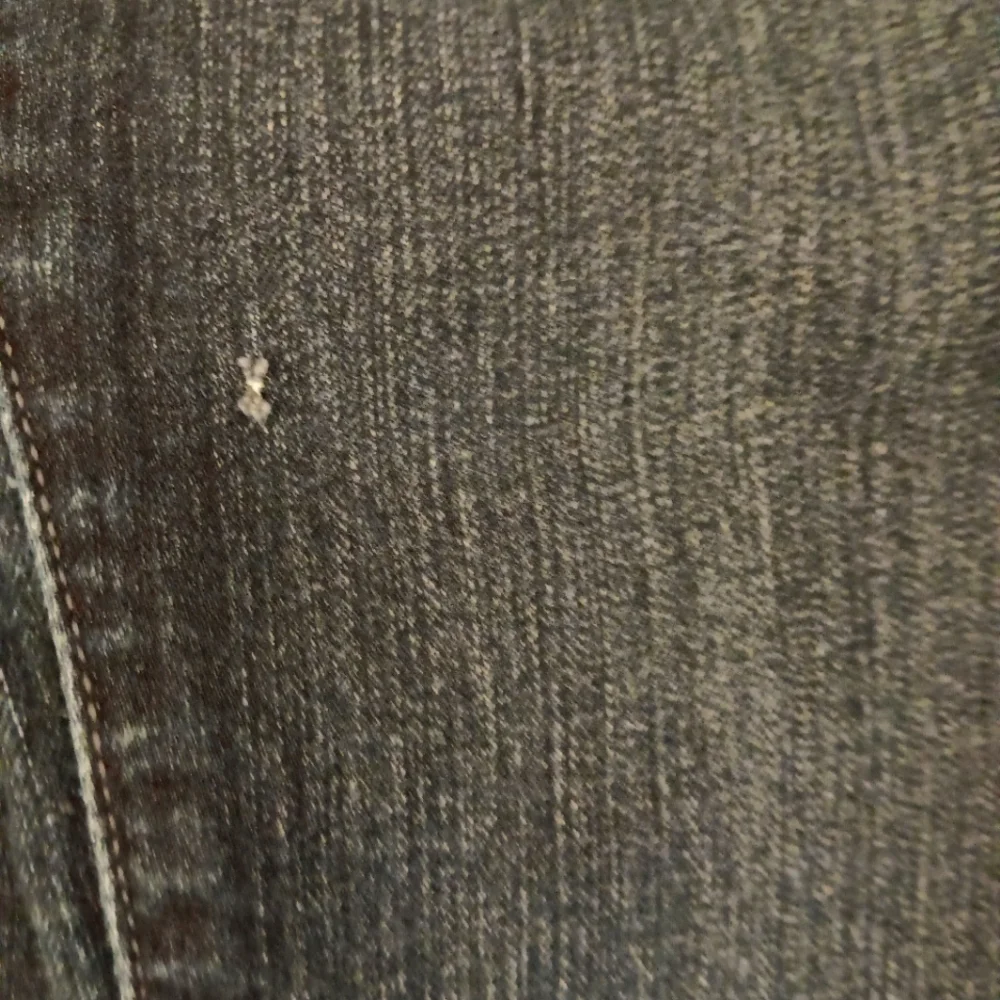 Levi's 505 Straight Leg dark blue wash. 12M